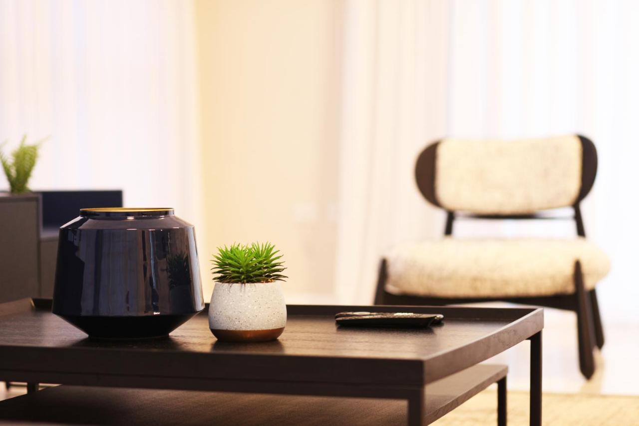 Mini Penthouse Near The Beach ネタニア エクステリア 写真