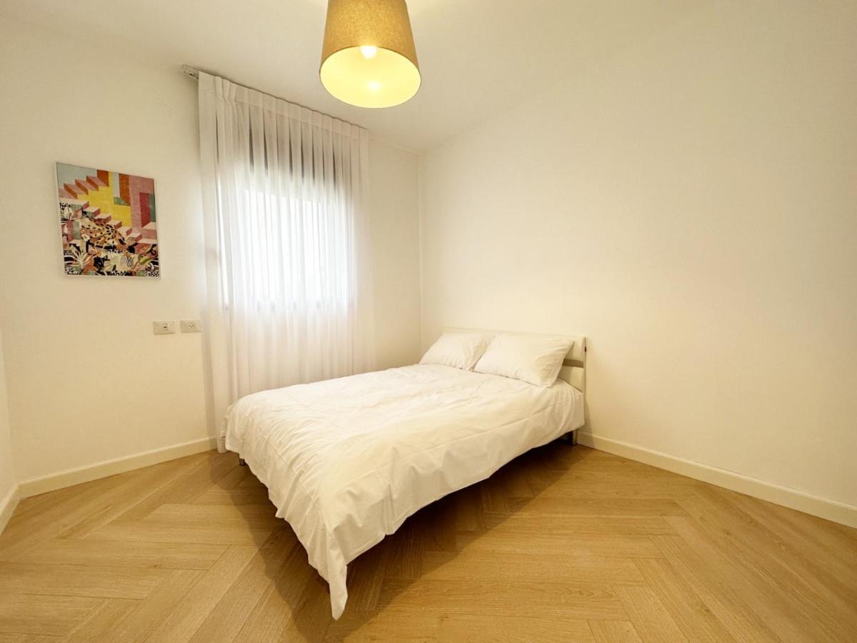 Mini Penthouse Near The Beach ネタニア エクステリア 写真